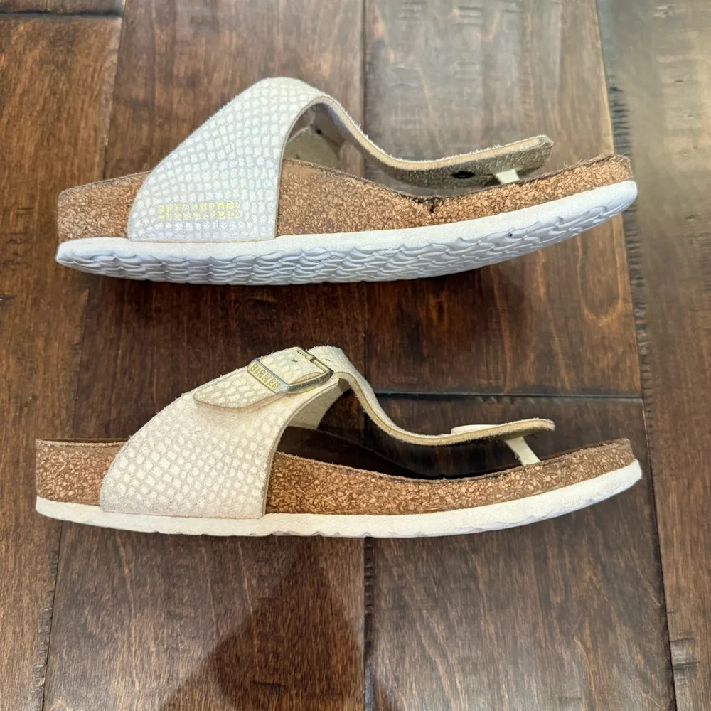 Birkenstock Gizeh Kids Shiny Lizard White size 3 - 3.5